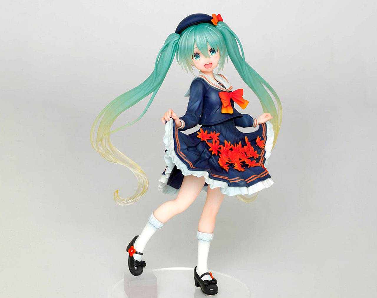 Hatsune Miku (3rd Season) Autumn Ver - Vocaloid Taito