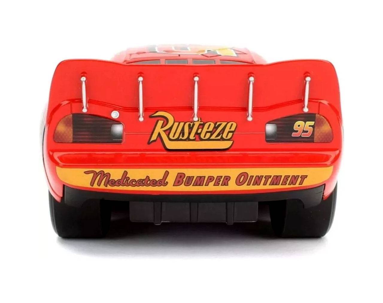 Lightning McQueen (Tire Rack Edition) Escala 1:24 - Disney Pixar Cars - Die-Cast Jada Toys