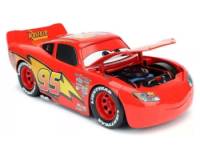 Lightning McQueen (Tire Rack Edition) Escala 1:24 - Disney Pixar Cars - Die-Cast Jada Toys